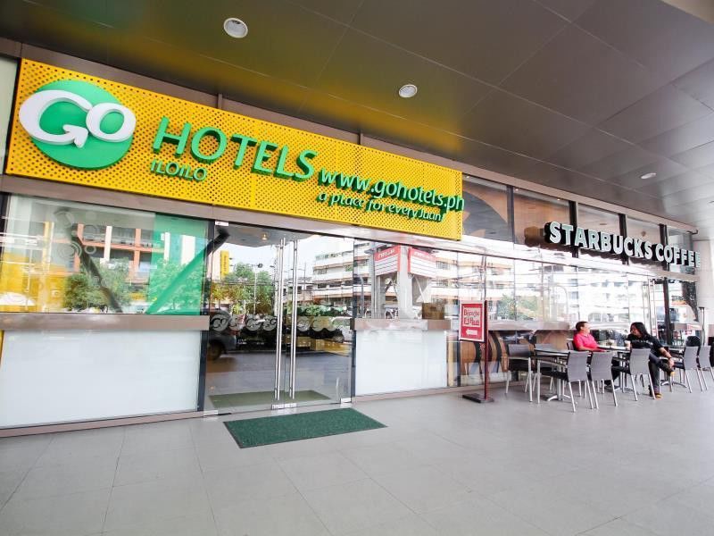 Go Hotels Iloilo Esterno foto