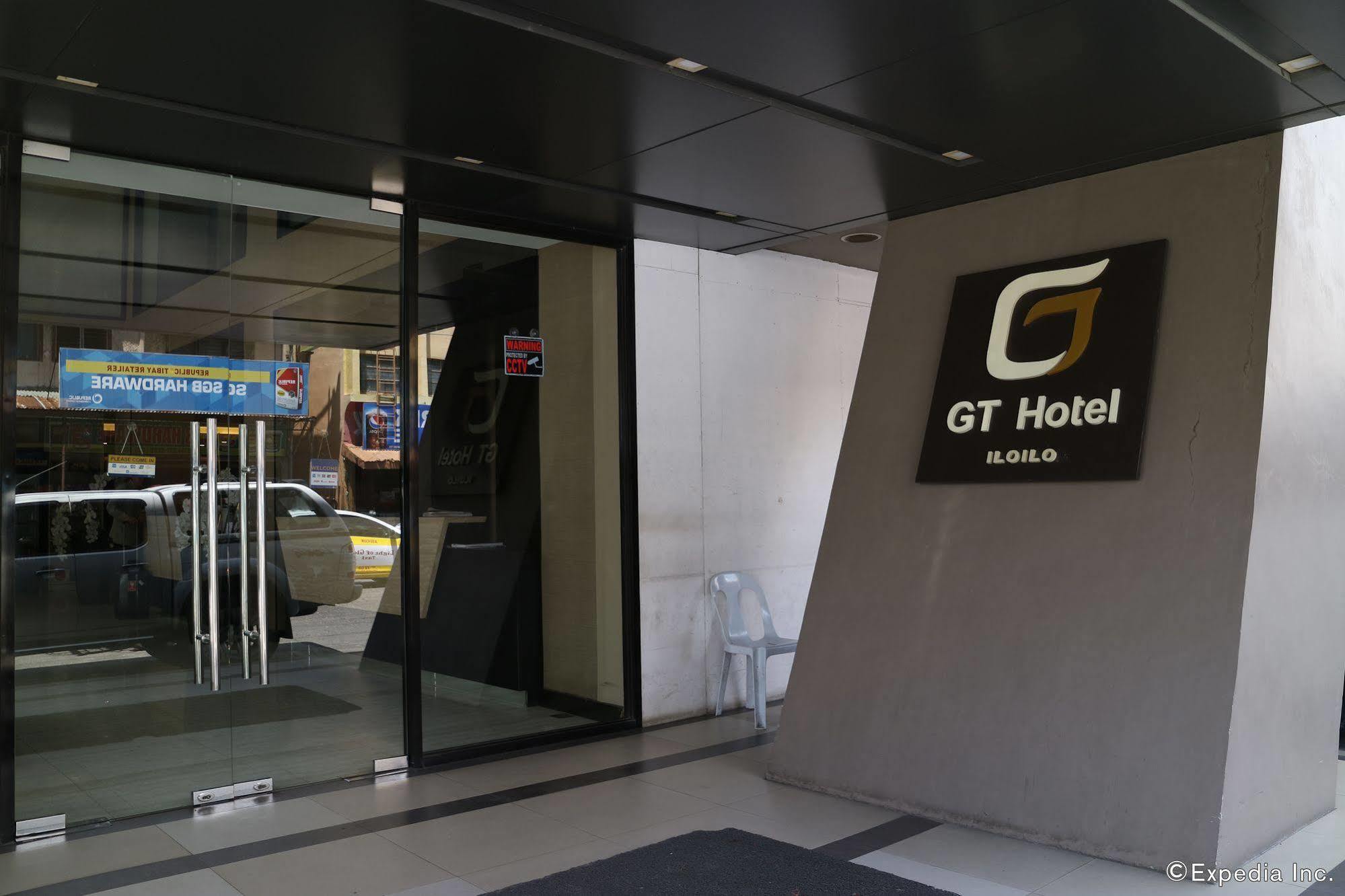Go Hotels Iloilo Esterno foto